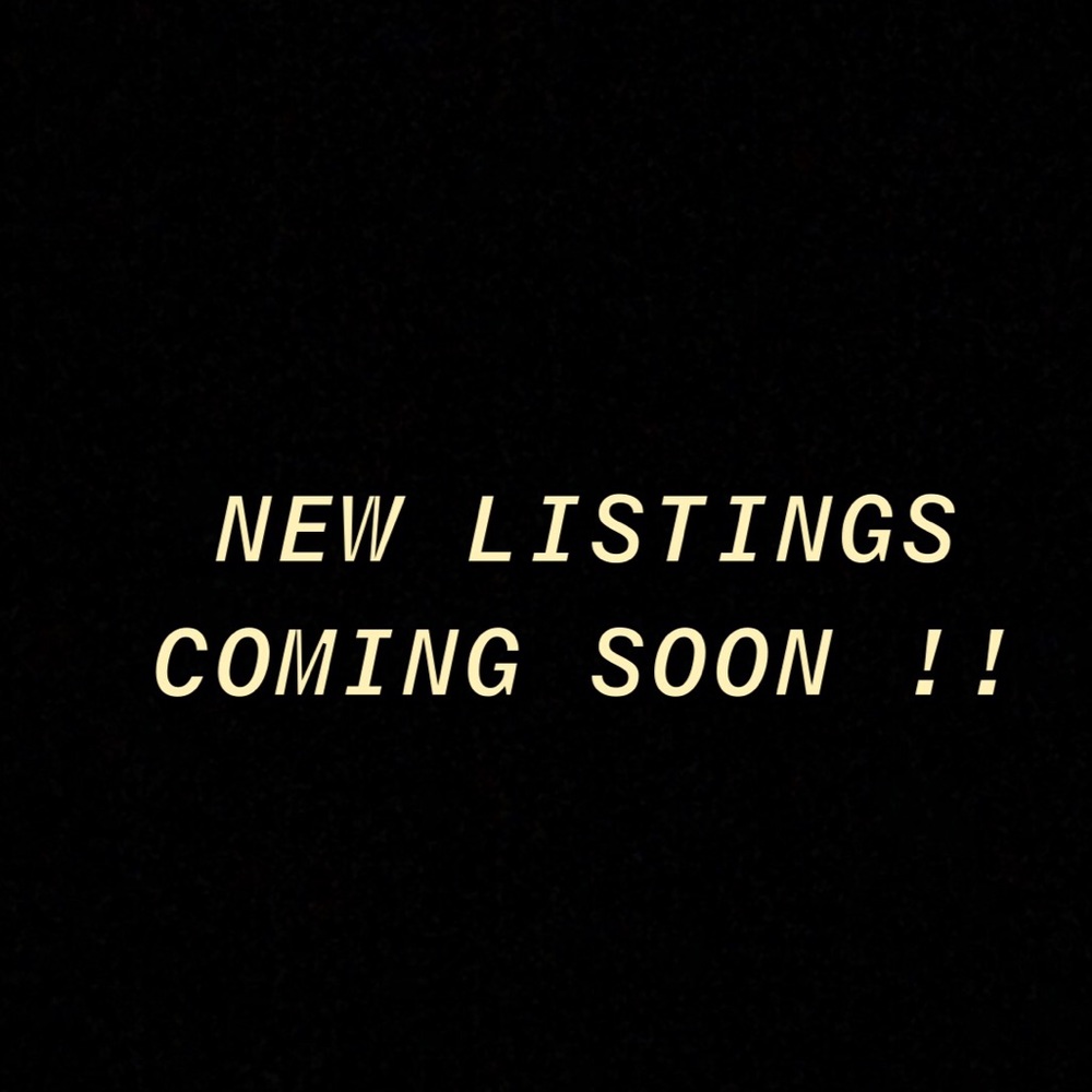 FOLLOW MY CLOSET 🌺